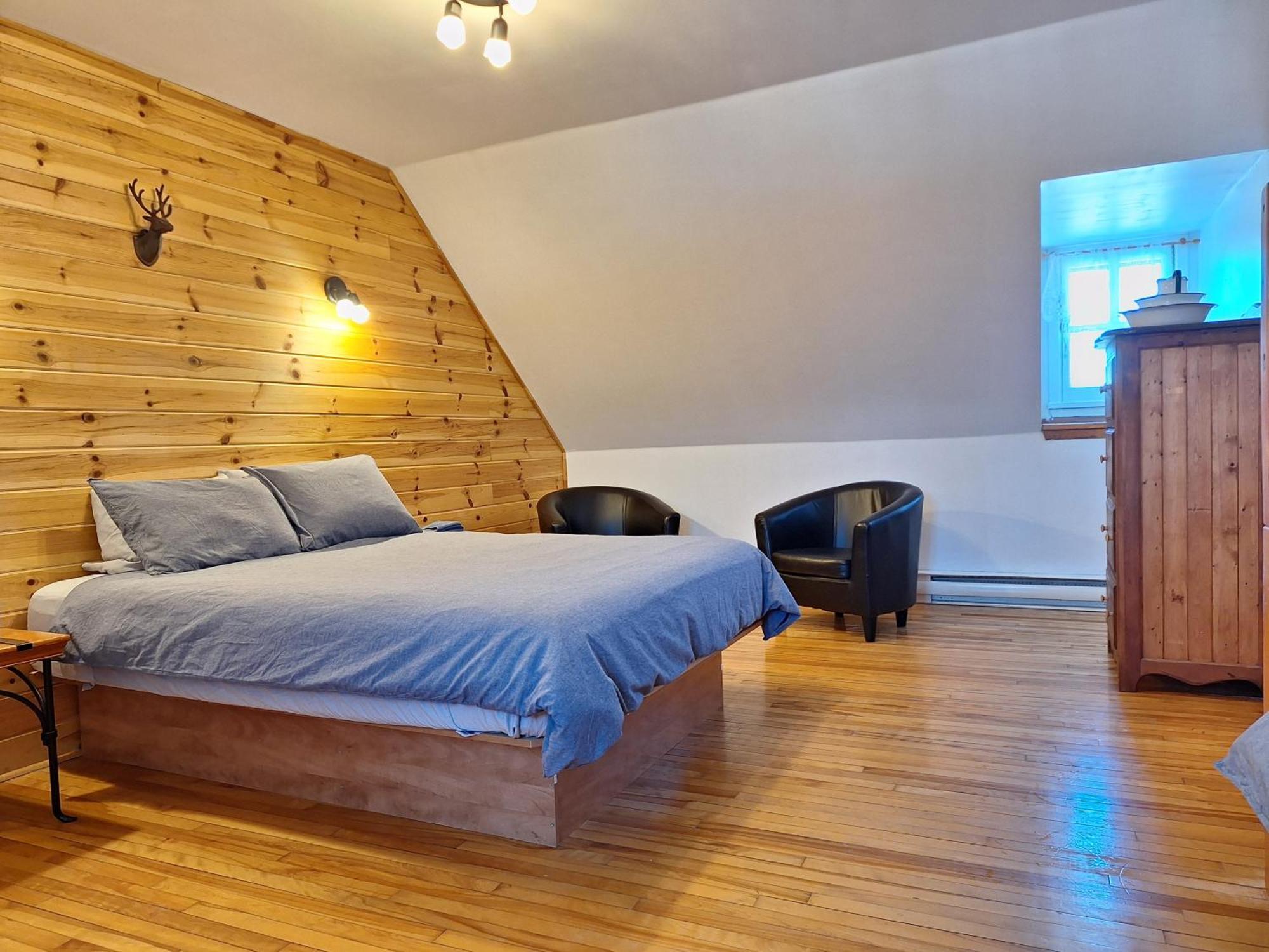 Auberge Le P'Tit Bonheur Saint-Laurent-de-l'ile d'Orleans Εξωτερικό φωτογραφία