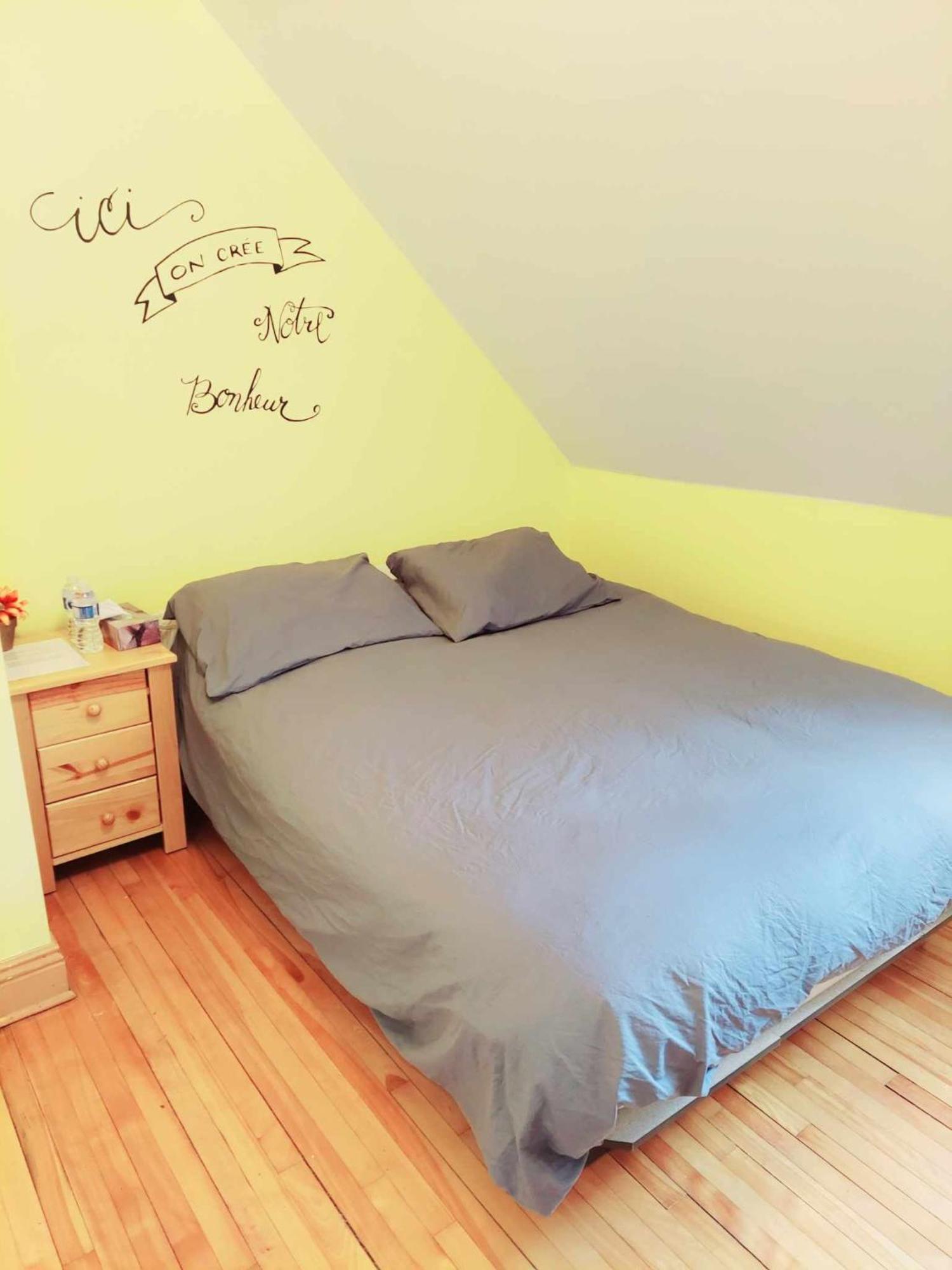 Auberge Le P'Tit Bonheur Saint-Laurent-de-l'ile d'Orleans Εξωτερικό φωτογραφία