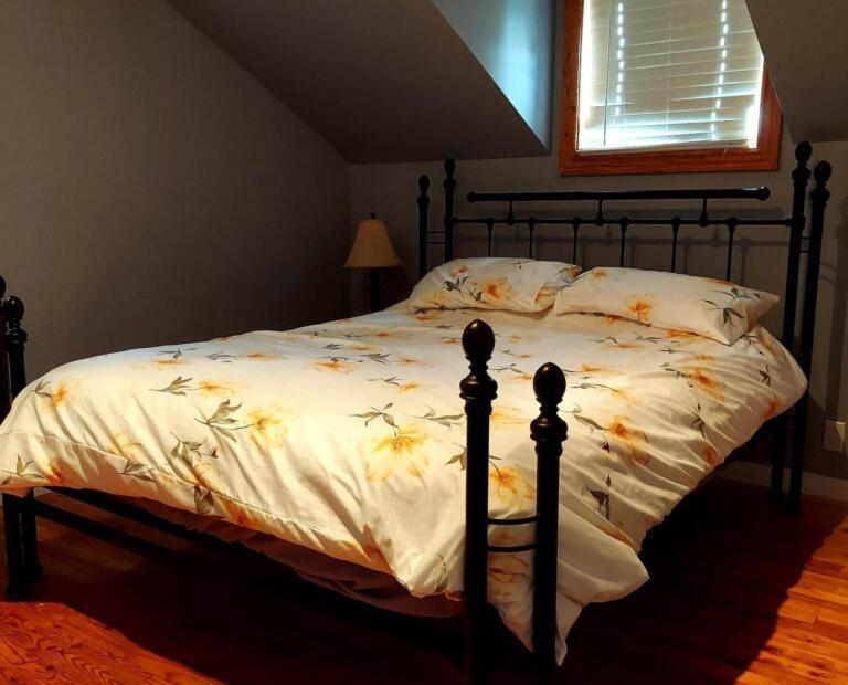 Auberge Le P'Tit Bonheur Saint-Laurent-de-l'ile d'Orleans Εξωτερικό φωτογραφία